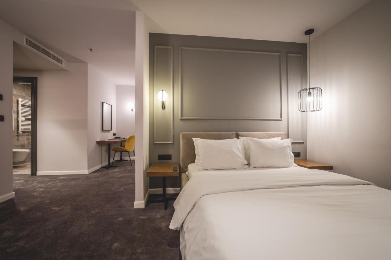 Boscovich Boutique Hotel Подгорица Экстерьер фото