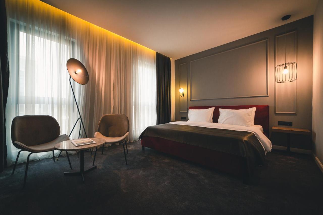 Boscovich Boutique Hotel Подгорица Экстерьер фото